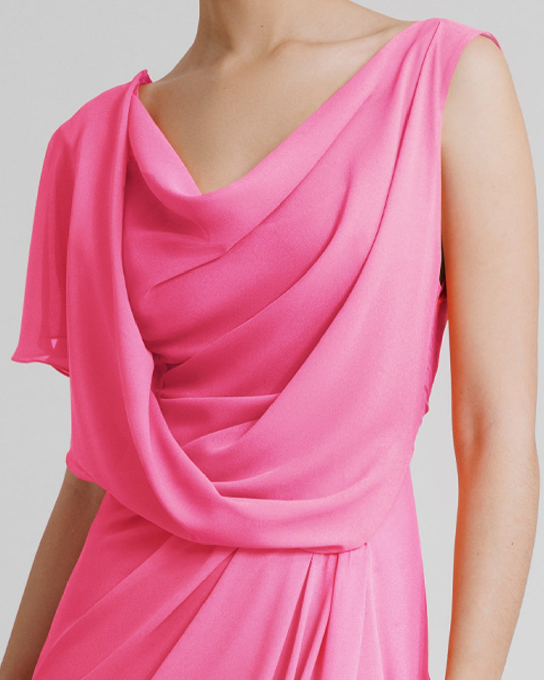 Open V-Shaped Back Pink Dress